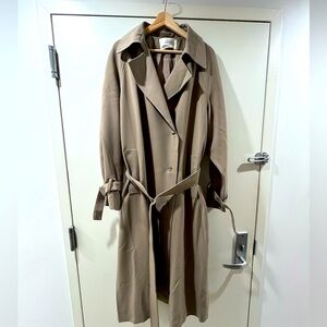 NWOT OAK AND FORT TRENCH COAT LG